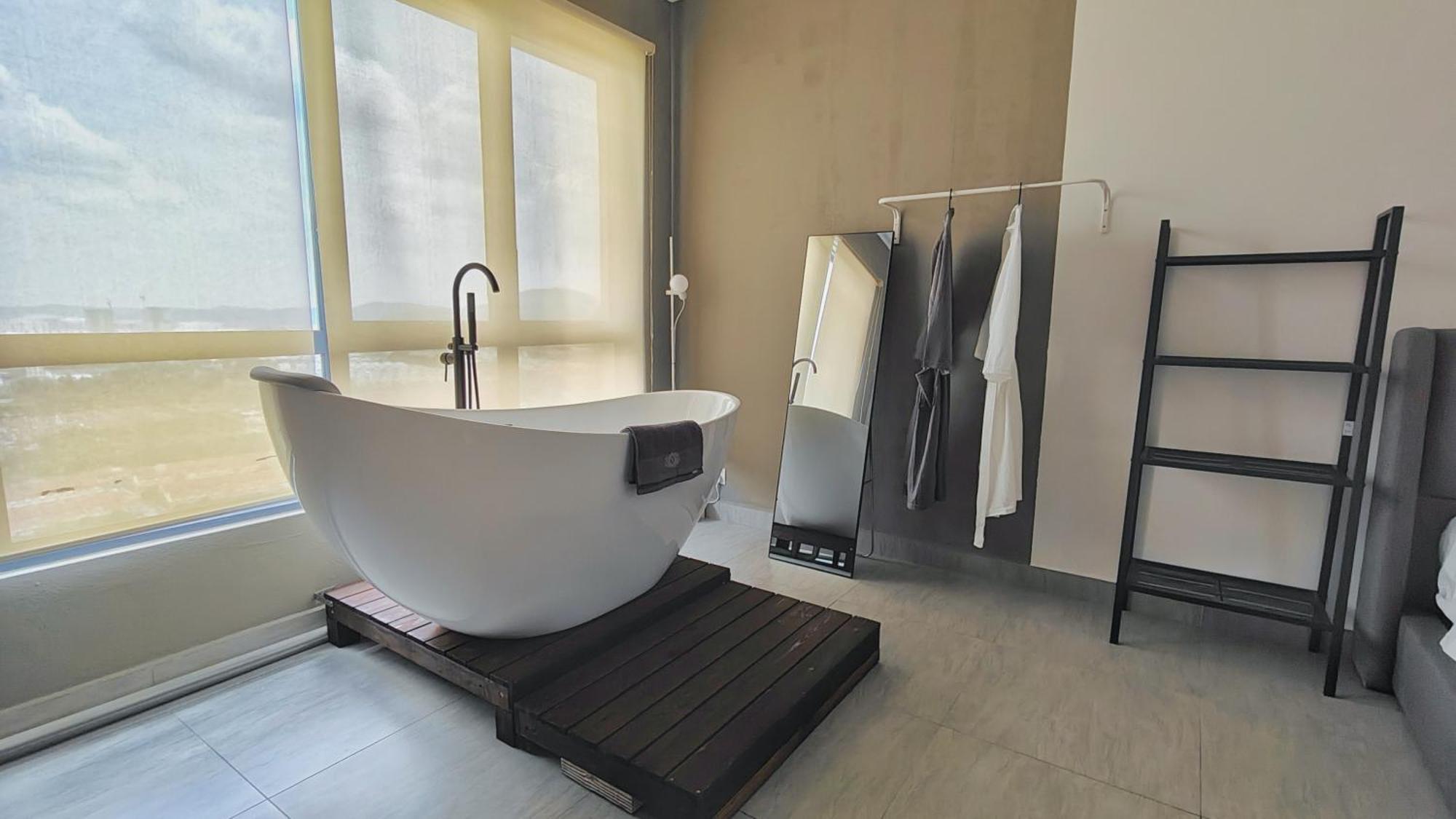 Apartment Allbes Sunsuria Forum Soho